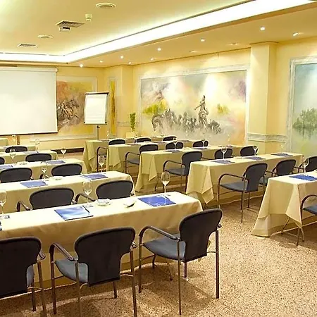 Hotel Arcos 4*